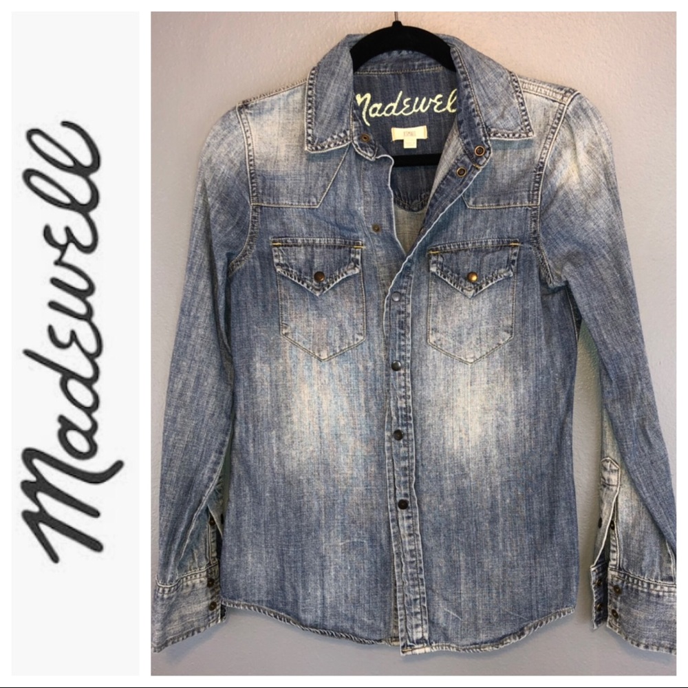 Madewell classic denim chambray button down shirt